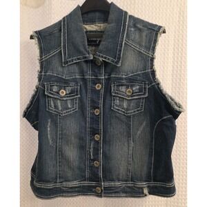 Women's Size 1X Blue Denim Distressed Vest Collared Button With Pockets